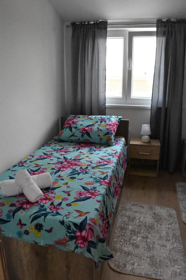 Apartmani Skorpion Kaštela エクステリア 写真