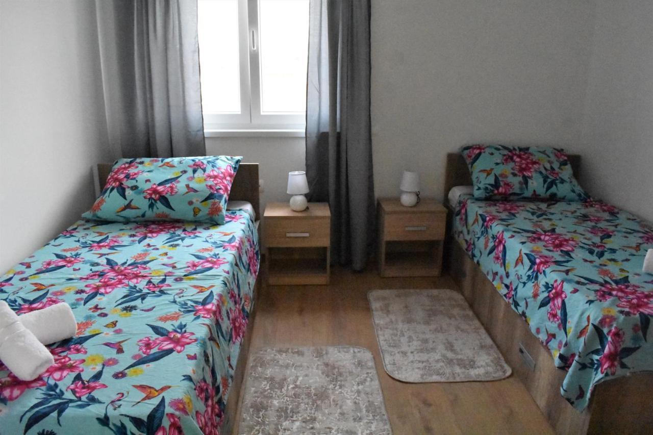 Apartmani Skorpion Kaštela エクステリア 写真