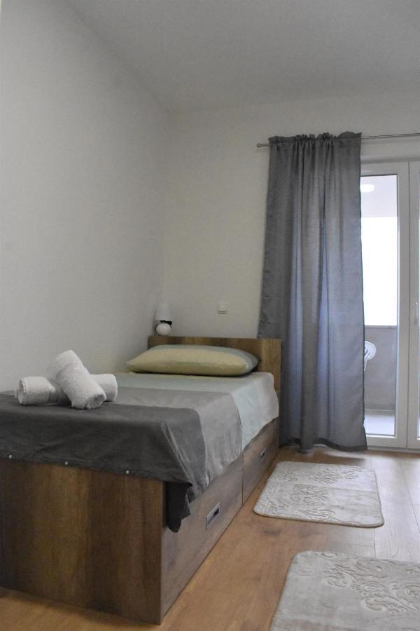 Apartmani Skorpion Kaštela エクステリア 写真