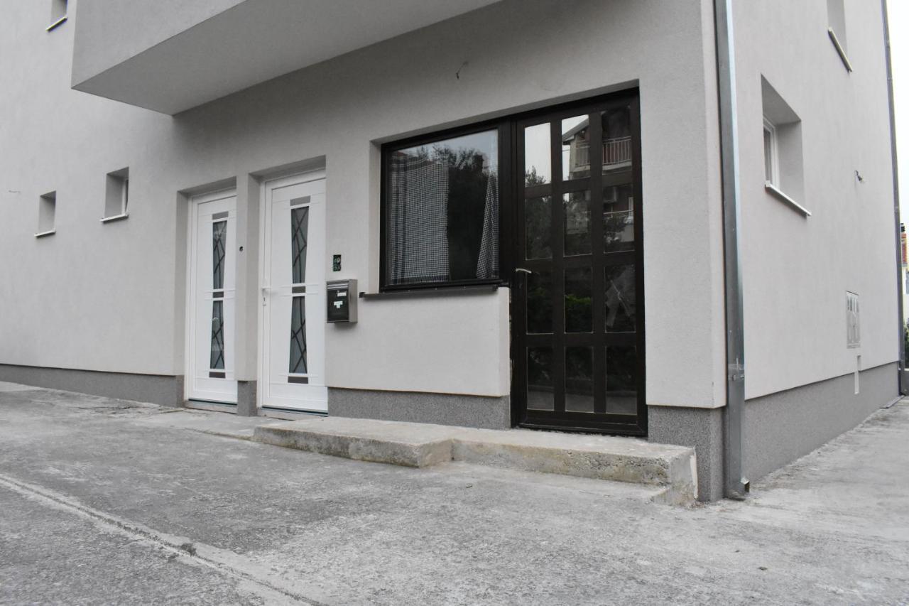 Apartmani Skorpion Kaštela エクステリア 写真