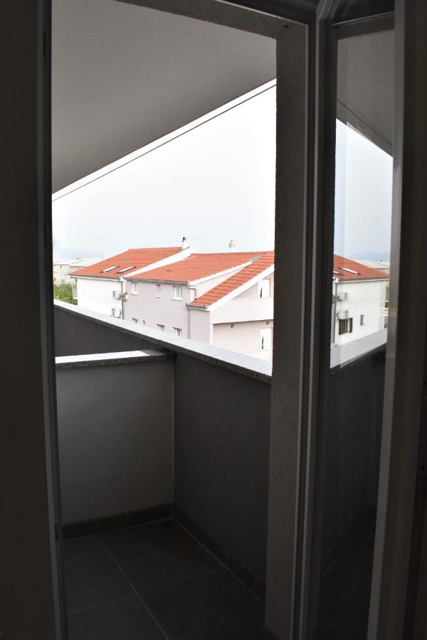 Apartmani Skorpion Kaštela エクステリア 写真