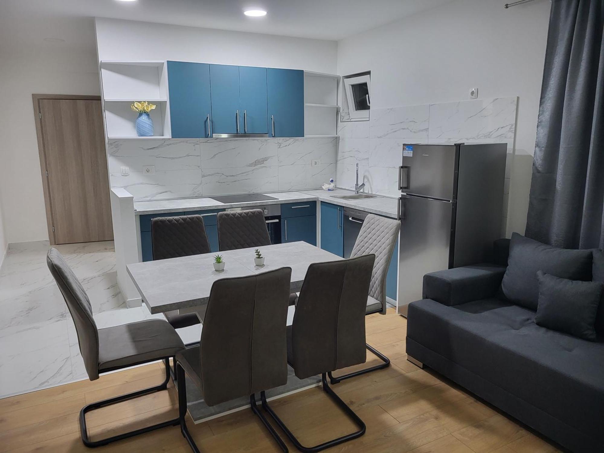 Apartmani Skorpion Kaštela エクステリア 写真